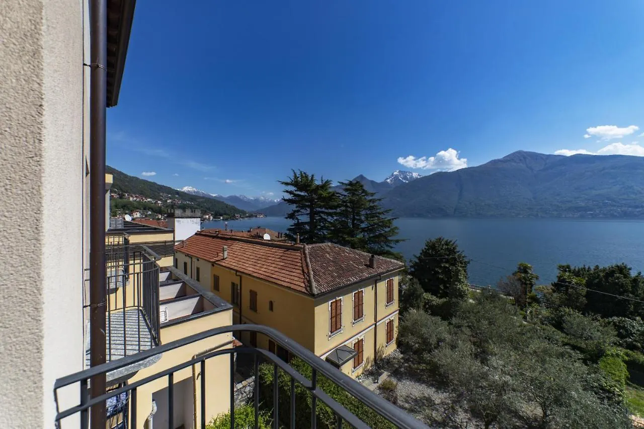 2-Bedroom Lakeview Apartment At The Lake Acquaseria Italy