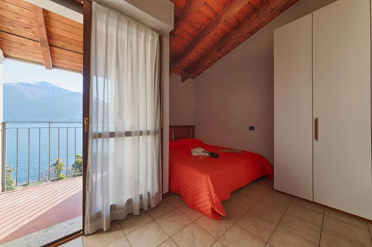 2-Bedroom Lakeview Apartment At The Lake Acquaseria