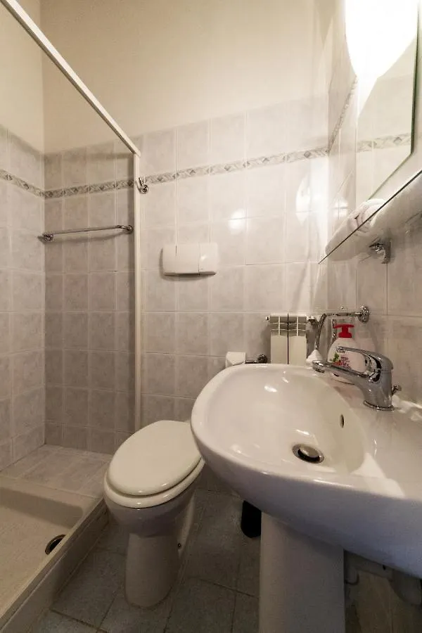 2-Bedroom Lakeview Apartment At The Lake Acquaseria